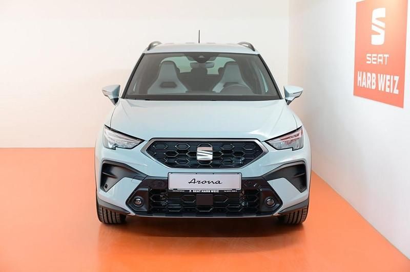 Gebraucht Seat Arona FR 95 PS (69 kW) 2026 Hellgrau  metallic SUV