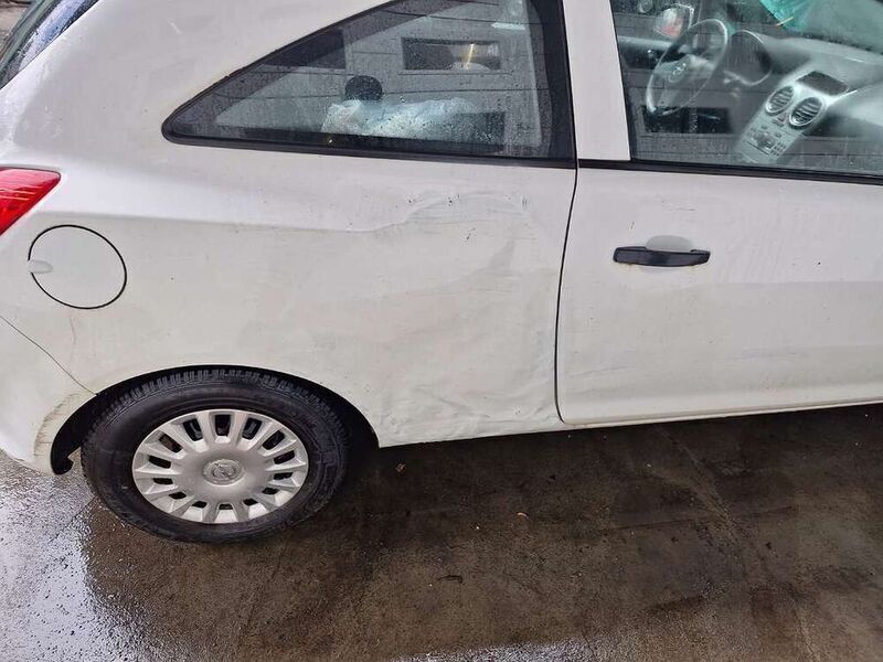 Gebraucht Opel Corsa 69 PS (50 kW) 2012 Kleinwagen