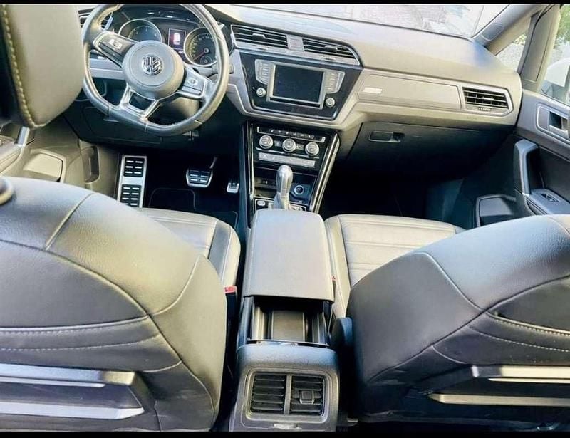 Gebraucht VW Touran Highline 150 PS (110 kW) 2016 Van / Kleinbus