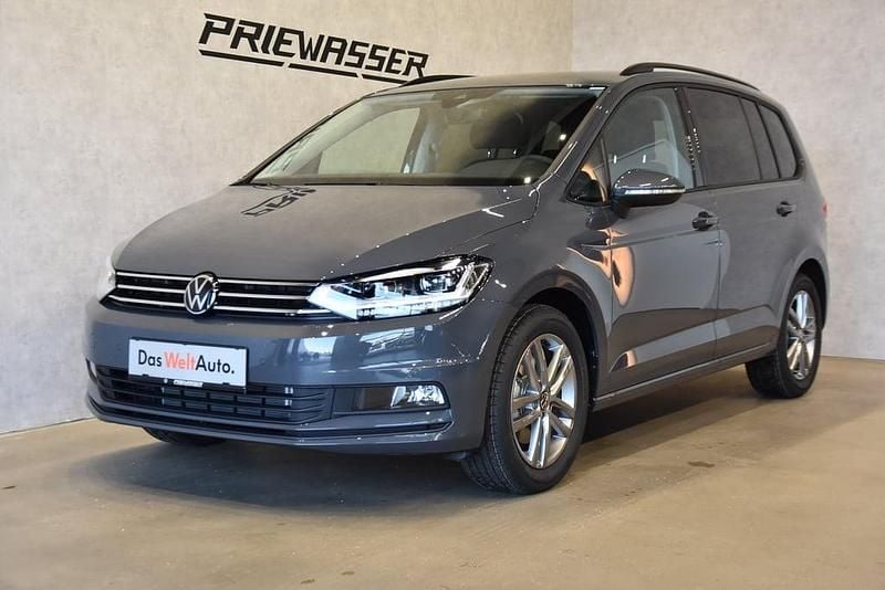 Gebraucht VW Touran 150 PS (110 kW) 2026 Mittelgrau  metallic Van / Kleinbus
