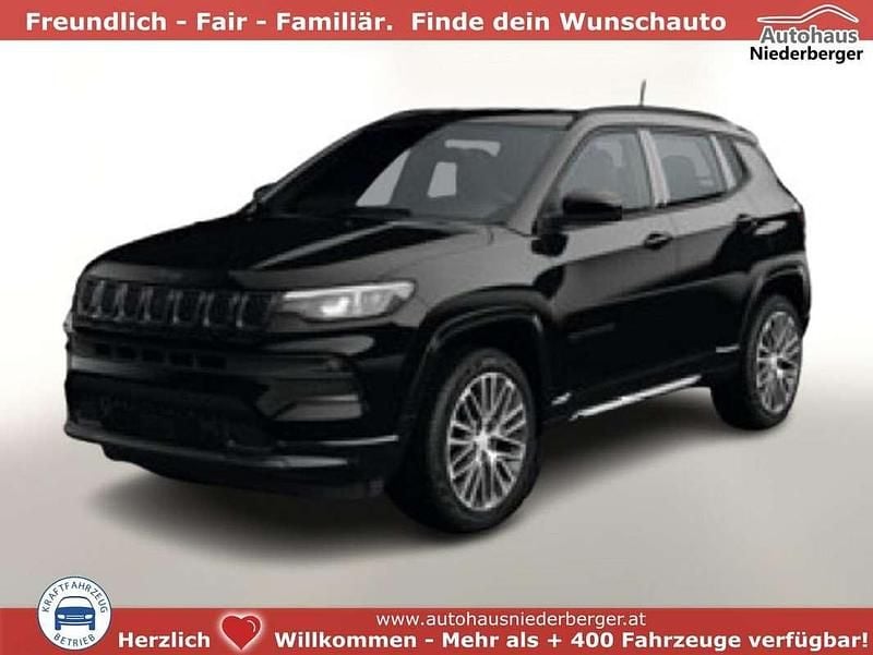 Schwarz Neu 2025 Jeep Compass Altitude SUV | € 32.010 (Superpreis) - Bild 1/1