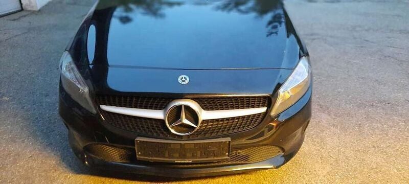 Gebraucht Mercedes A160 90 PS (66 kW) 2017 Limousine