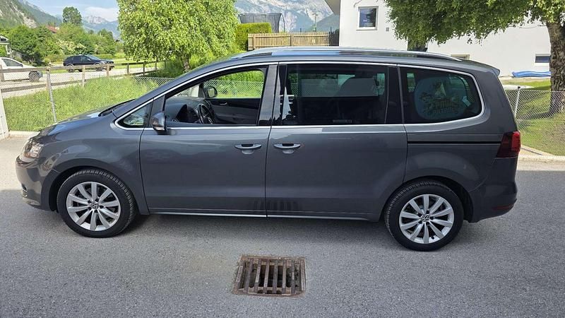 Gebraucht VW Sharan Highline 150 PS (110 kW) 2019 Van / Kleinbus