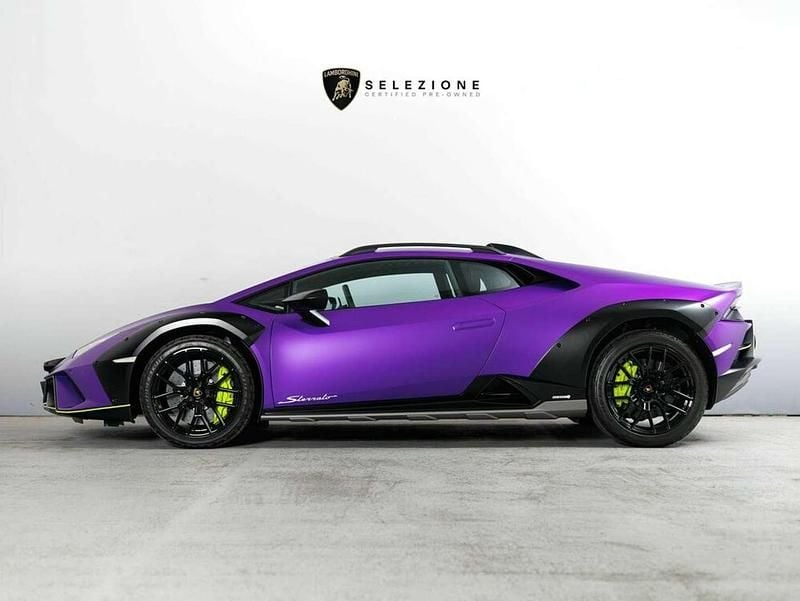 Gebraucht Lamborghini Huracán 611 PS (449 kW) 2024 Violett Coupé
