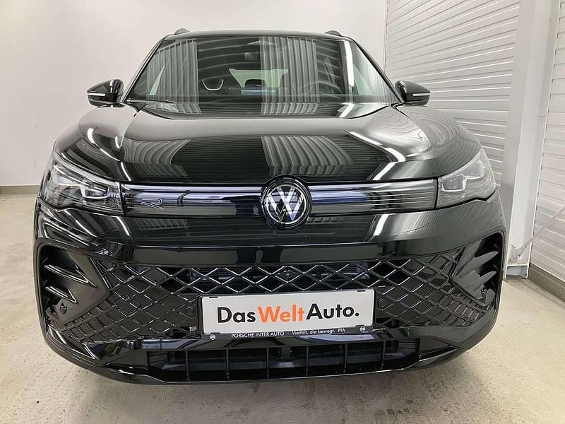 Neu VW Tiguan Sport 204 PS (150 kW) 2025 Schwarz SUV