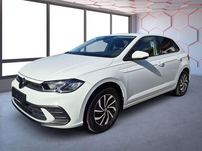 Weiss normal Gebraucht 2023 VW Polo Life Limousine | € 15.490 (Fairer Preis) - Bild 1/4
