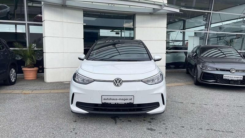 Neu VW ID.3 Pure 125 kW (170 PS) 2025 Weiss  normal Kleinwagen