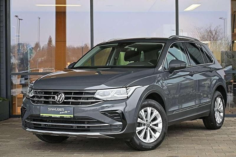 Grau Gebraucht 2022 VW Tiguan Elegance SUV | € 31.490 (Fairer Preis) - Bild 1/4