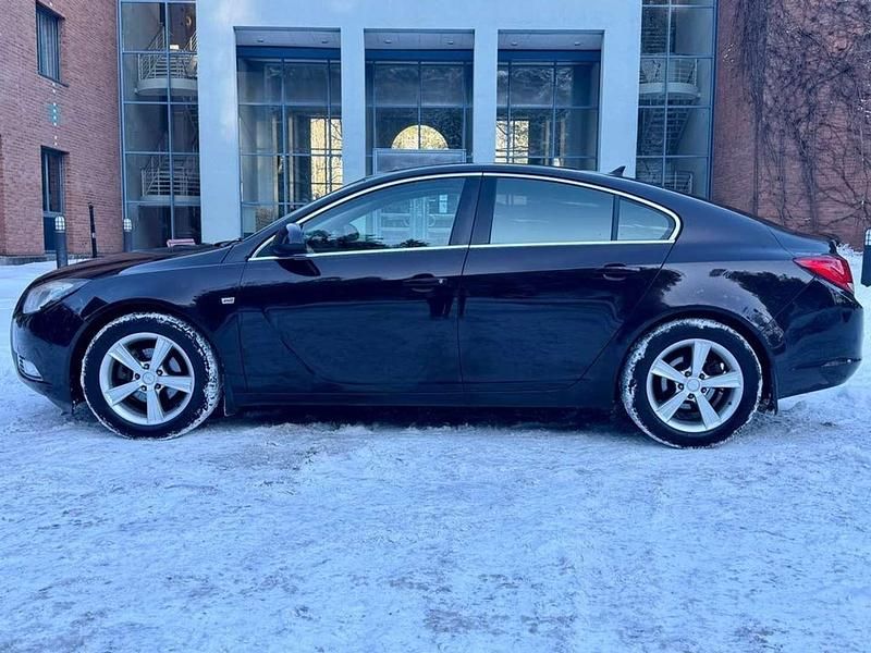 Gebraucht Opel Insignia 110 PS (80 kW) 2012 Kombi