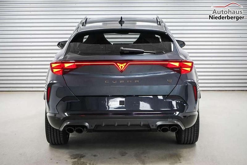 Neu Cupra Formentor VZ 333 PS (244 kW) 2025 Grau SUV