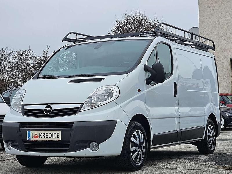Gebraucht Opel Vivaro 114 PS (83 kW) 2014 Weiß Van / Kleinbus