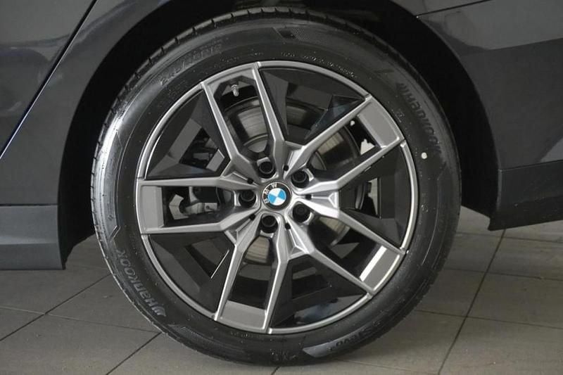 Gebraucht BMW 520 Efficient Dynamics 197 PS (144 kW) 2025 Grau Kombi