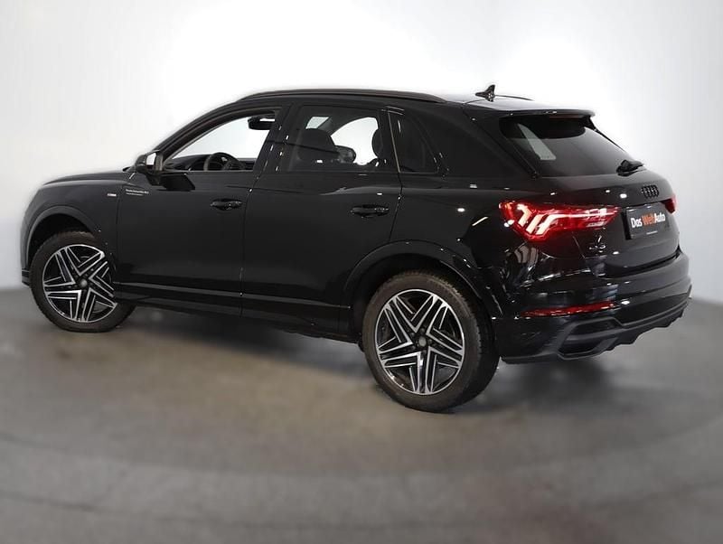 Neu Audi Q3 Admired 150 PS (110 kW) 2026 Schwarz  metallicperleffektno SUV