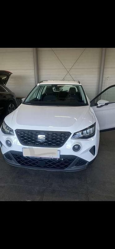 Gebraucht Seat Arona Reference 95 PS (69 kW) 2023 Weiß SUV