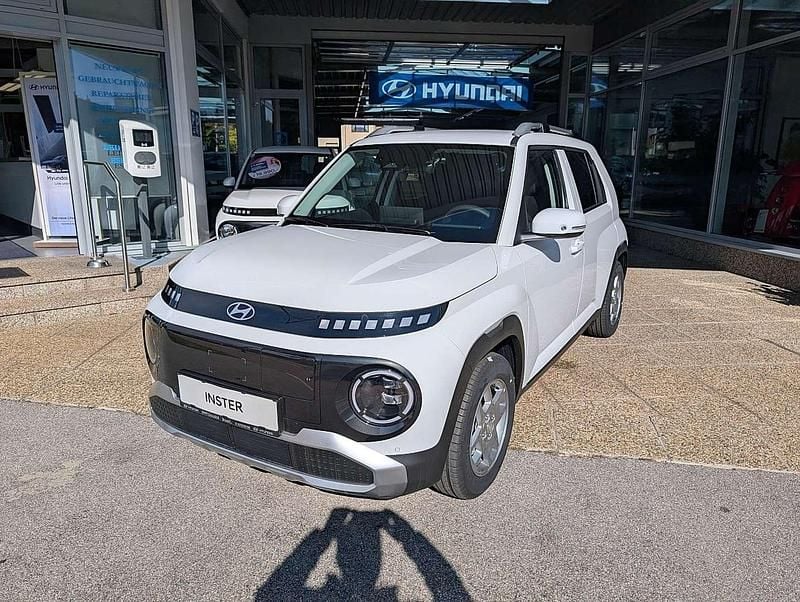 Weiß Neu 2025 Hyundai Inster Trend Kleinwagen | € 24.990 (Guter Preis) - Bild 1/4