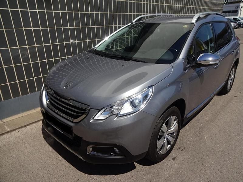 Gebraucht Peugeot 2008 Allure 120 PS (88 kW) 2015 Grau SUV