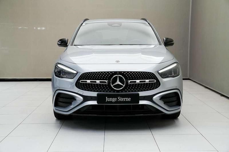 Gebraucht Mercedes GLA200 Edition 150 PS (110 kW) 2024 Silber SUV
