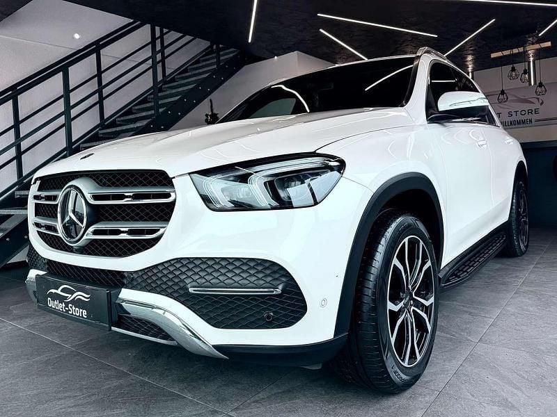 Weiß Gebraucht 2021 Mercedes GLE300 AMG SUV | € 50.900 (Fairer Preis) - Bild 1/4