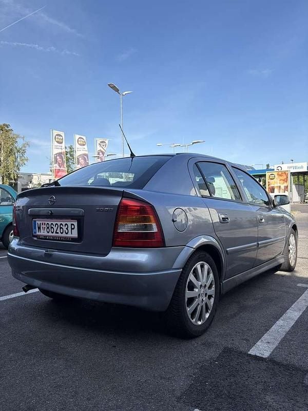 Gebraucht 2003 Opel Astra Limousine | € 2.500 - Bild 1/4