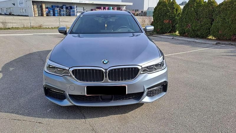 Gebraucht BMW 530 Shadowline 265 PS (194 kW) 2017 Blau Kombi