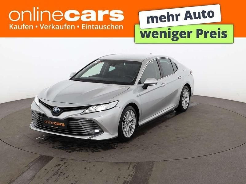 Gebraucht Toyota Camry Business Edition 178 PS (130 kW) 2020 Silber Limousine