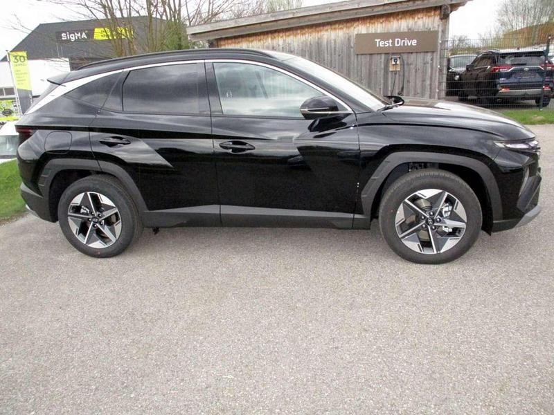 Neu Hyundai Tucson GO! 159 PS (116 kW) 2025 Schwarz SUV