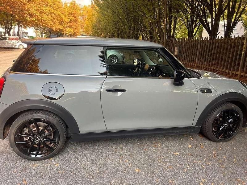 Grau Gebraucht 2021 Mini Cooper S Kleinwagen | € 18.500 (Fairer Preis) - Bild 1/4