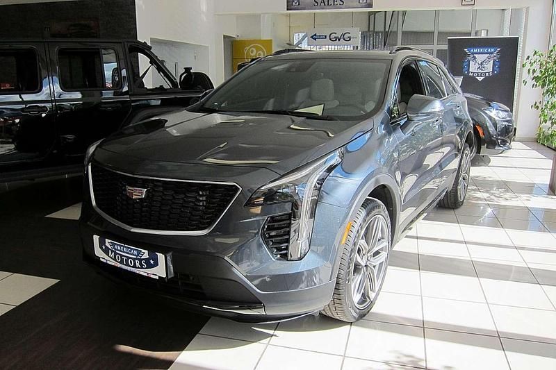 Gebraucht Cadillac XT4 174 PS (127 kW) 2021 Grau SUV