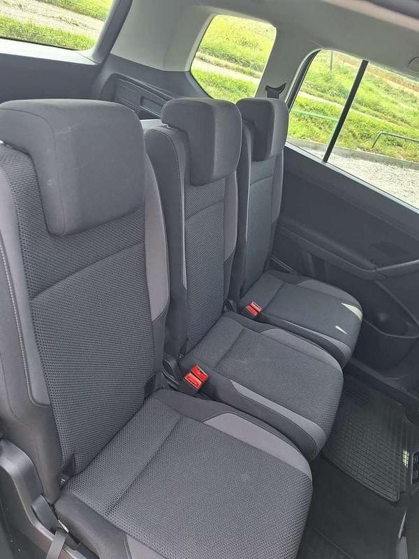 Gebraucht VW Touran Comfortline 116 PS (85 kW) 2017 Silber Van / Kleinbus