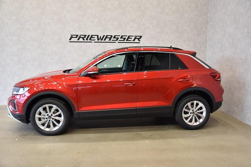 Gebraucht VW T-Roc 115 PS (84 kW) 2025 Mittelrot  metallic SUV