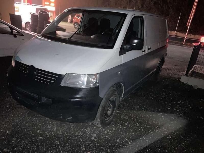 Gebraucht VW T5 105 PS (77 kW) 2005 Weiß Van