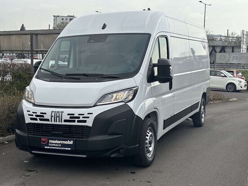Icy weiß Neu 2025 Fiat Ducato S Van | € 48.390 - Bild 1/4