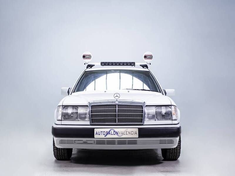 Gebraucht Mercedes E300 180 PS (132 kW) 1991 Weiß Kombi