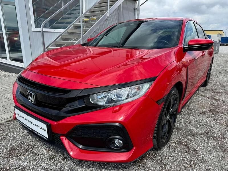 Rot Gebraucht 2018 Honda Civic Elegance Limousine | € 15.990 (Fairer Preis) - Bild 1/4
