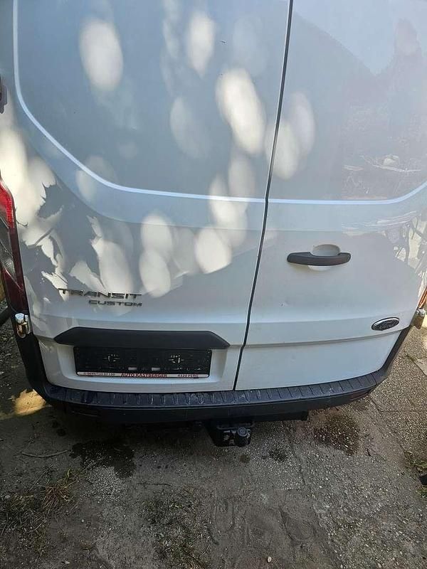 Weiß Gebraucht 2015 Ford Transit Custom Van / Kleinbus | € 6.200 - Bild 1/4