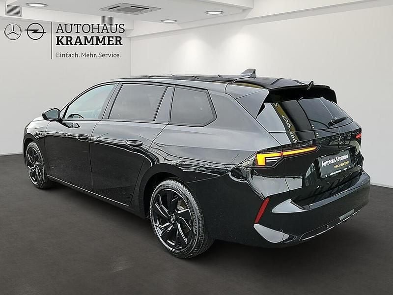 Neu Opel Astra 131 PS (96 kW) 2025 Schwarz Kombi