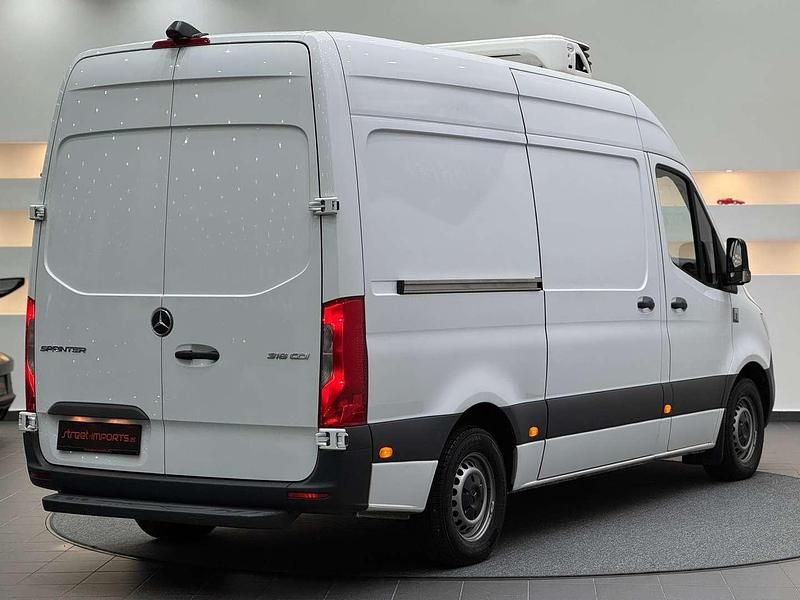 Gebraucht Mercedes Sprinter 163 PS (119 kW) 2021 Weiß Van