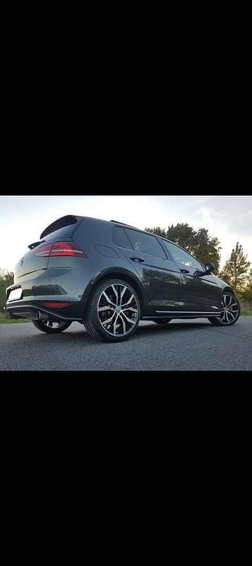 Gebraucht VW Golf VII Move 105 PS (77 kW) 2012 Limousine
