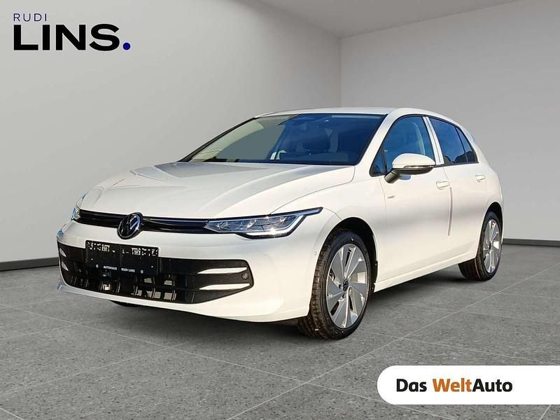 Neu VW Golf VIII 116 PS (85 kW) 2025 Weiß Limousine