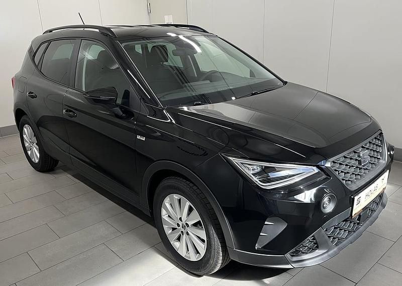 Neu Seat Arona Style 115 PS (84 kW) 2025 Schwarz  normal SUV