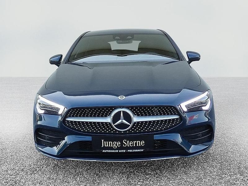 Gebraucht Mercedes CLA200 AMG 150 PS (110 kW) 2023 Blau Kombi