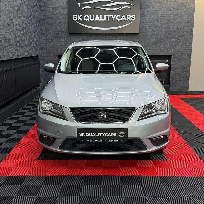 Gebraucht Seat Toledo Style 90 PS (66 kW) 2015 Silber Kleinwagen