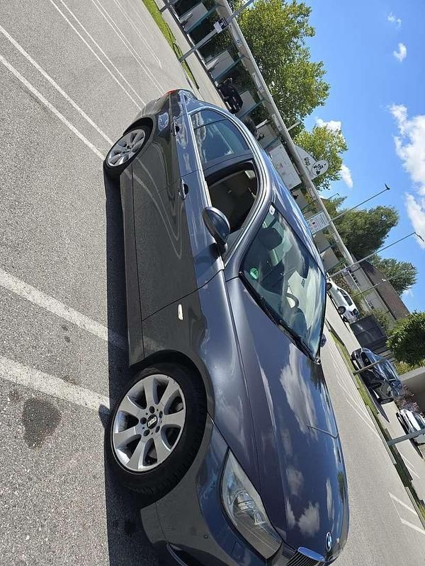 Gebraucht BMW 330 231 PS (169 kW) 2006 Limousine