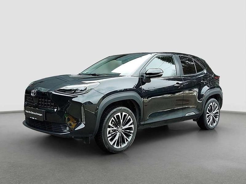 Gebraucht Toyota Yaris Cross 92 PS (67 kW) 2022 Schwarz SUV