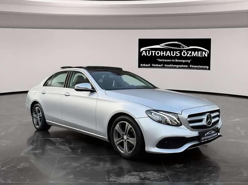 Gebraucht Mercedes E220 Avantgarde 194 PS (142 kW) 2016 Grau Limousine