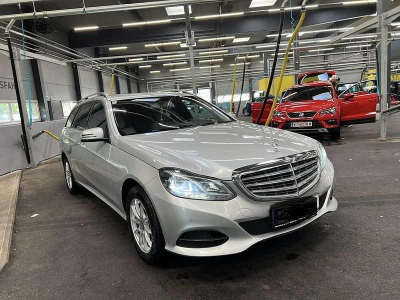 Gebraucht Mercedes E200 Elegance 136 PS (100 kW) 2014 Kombi