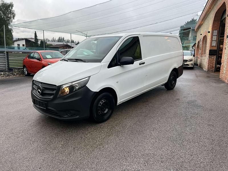 Gebraucht Mercedes Vito 114 PS (83 kW) 2019 Weiß Van
