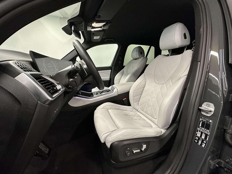 Gebraucht BMW X5 M Sport 381 PS (280 kW) 2025 Grau SUV