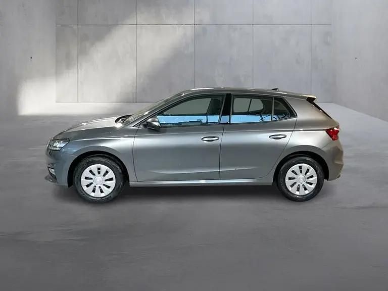 Neu Skoda Fabia Essence 80 PS (58 kW) 2026 Mittelgrau  metallic