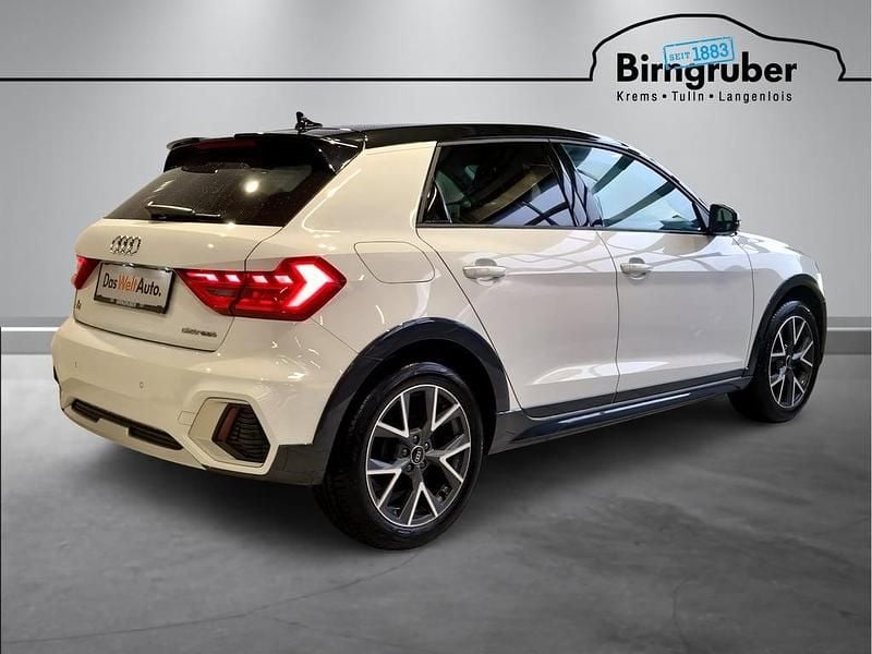 Gebraucht Audi A1 Design 95 PS (69 kW) 2024 Weiss  metallic Kleinwagen